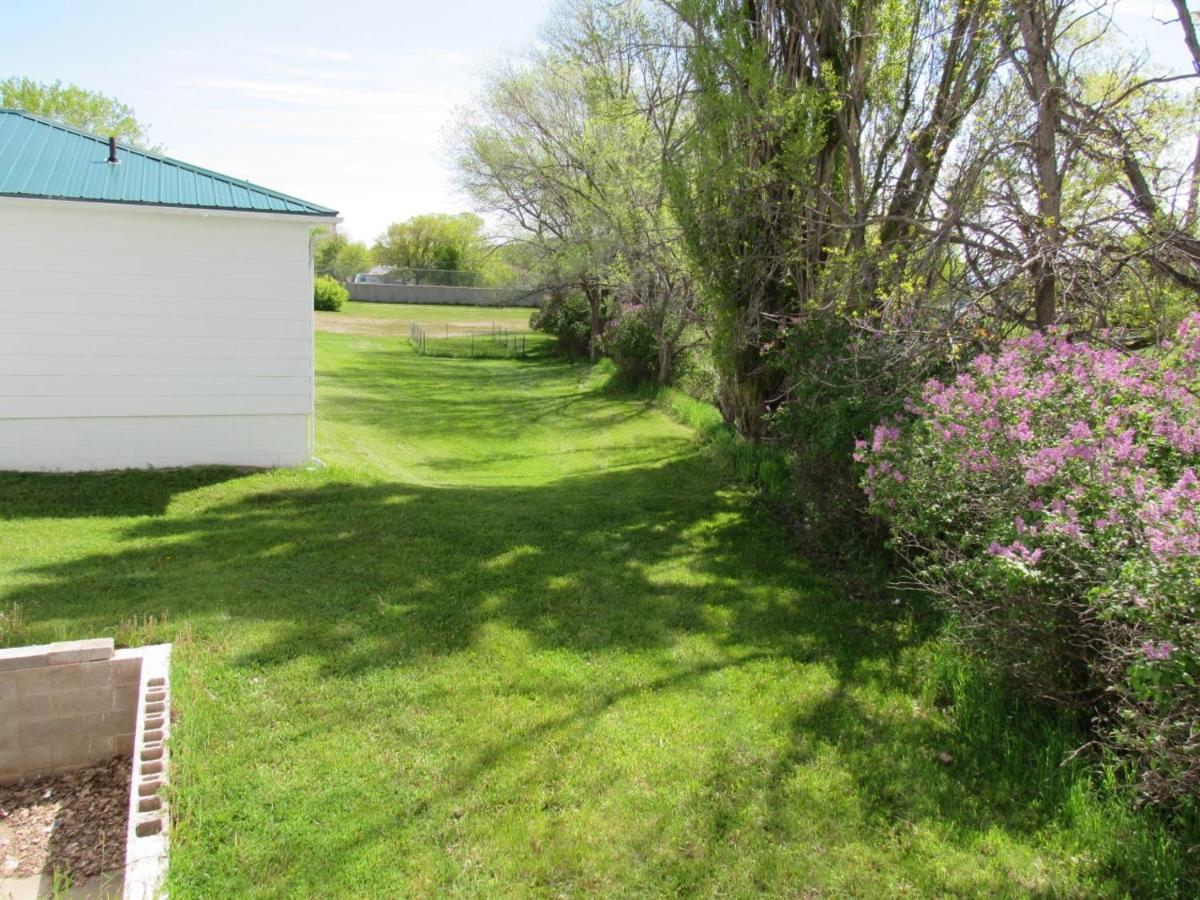 Deer Lodge Motel Sundance Εξωτερικό φωτογραφία