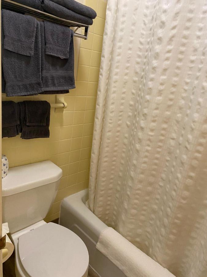 Deer Lodge Motel Sundance Εξωτερικό φωτογραφία