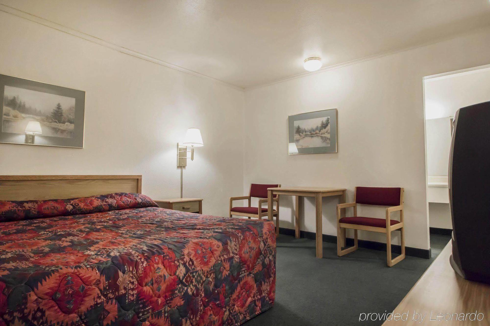 Deer Lodge Motel Sundance Εξωτερικό φωτογραφία