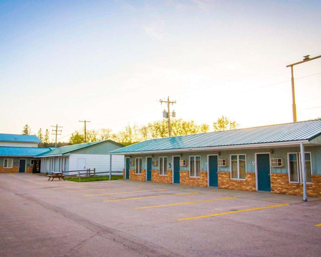 Deer Lodge Motel Sundance Εξωτερικό φωτογραφία