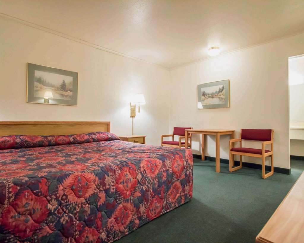 Deer Lodge Motel Sundance Δωμάτιο φωτογραφία