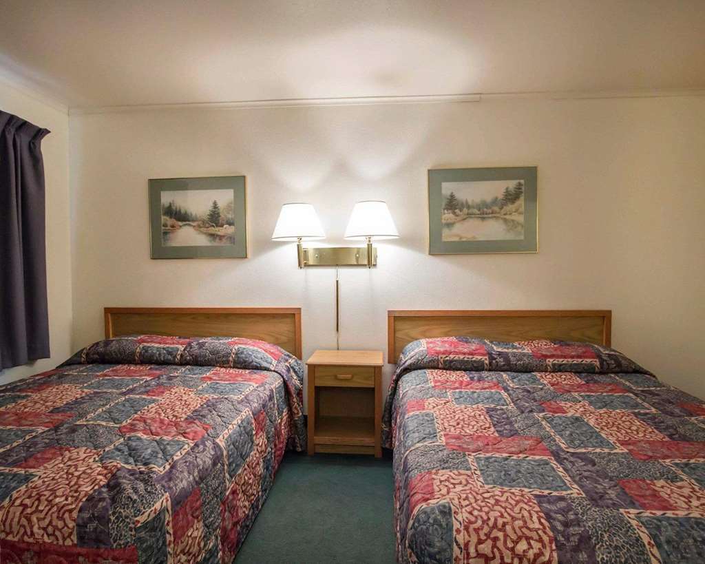 Deer Lodge Motel Sundance Δωμάτιο φωτογραφία