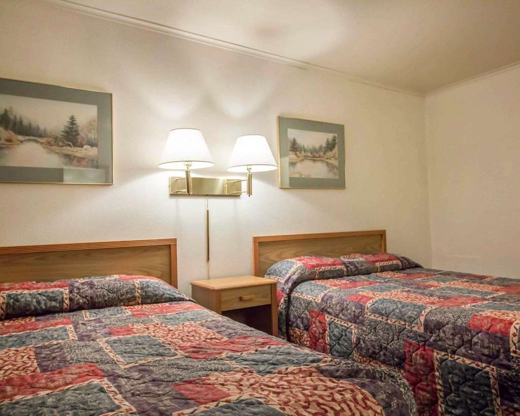 Deer Lodge Motel Sundance Δωμάτιο φωτογραφία